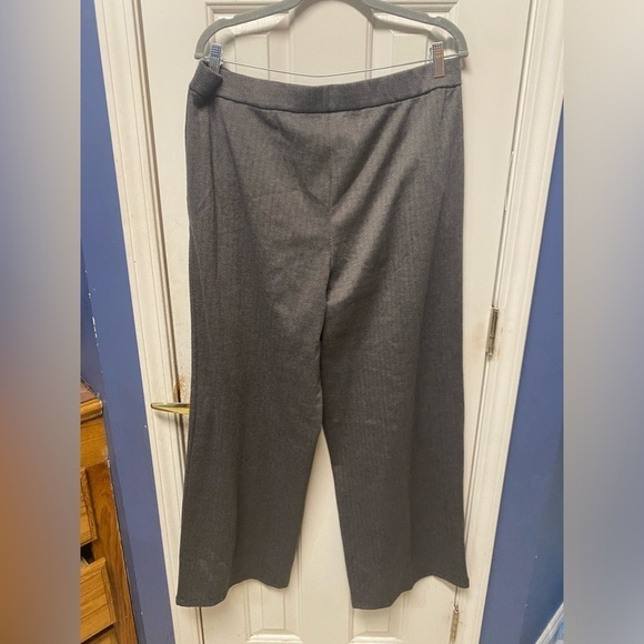 H by Halston Petite Wide-Leg Herringbone Pants with Pintuck Black size 16 - Picture 5 of 12